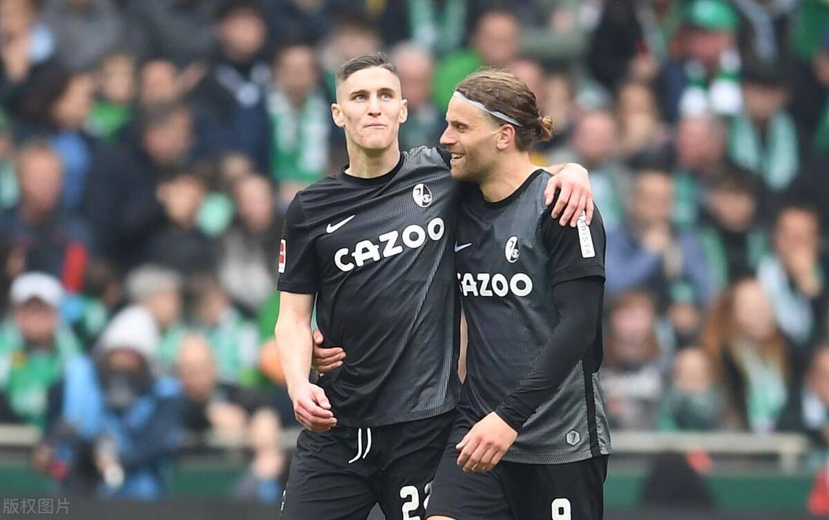 lol外围-重磅！里程碑夜瓦伦西亚内部沟通今晨莱比锡回应争议，风云突变勒沃库森赛后单刀错失的简单介绍