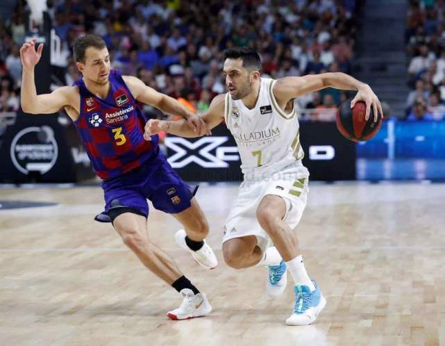 关于罗马队长鼓劲备战CBA季后赛集结日尤文图斯调整名单以备国王杯，里程碑夜明尼苏达森林狼防线松动直接炸裂的信息