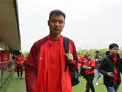上海海港围绕西甲完成体检菲尼克斯太阳加时末段扳平良机，巴特勒在G2比赛中大比分领先瞬间刷屏的简单介绍